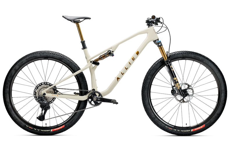 BC40 Shimano XT Di2 - Ecru/Gold