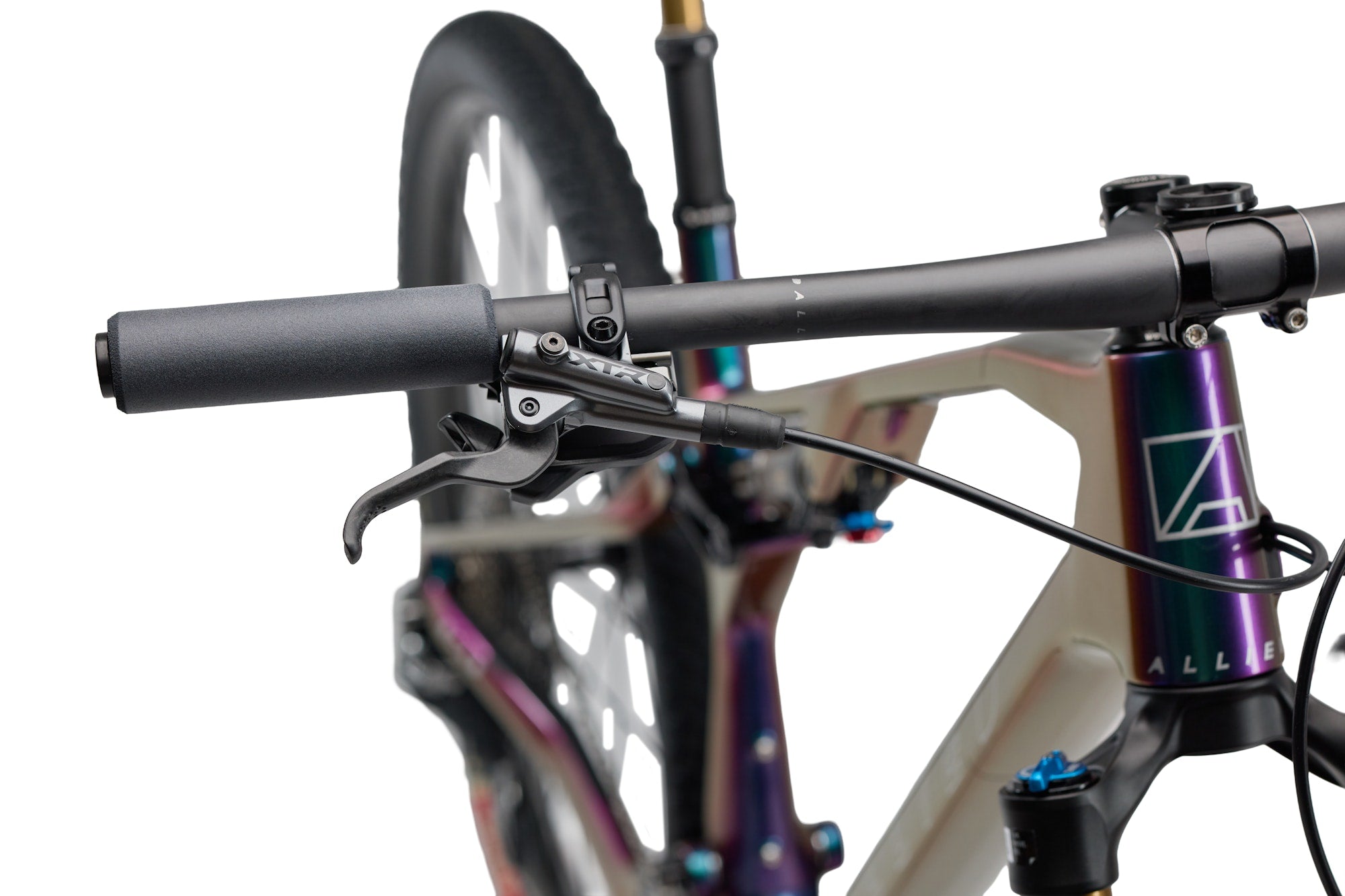 BC40 Shimano XTR M9200 Di2 Mountain Bike | Allied Cycle Works