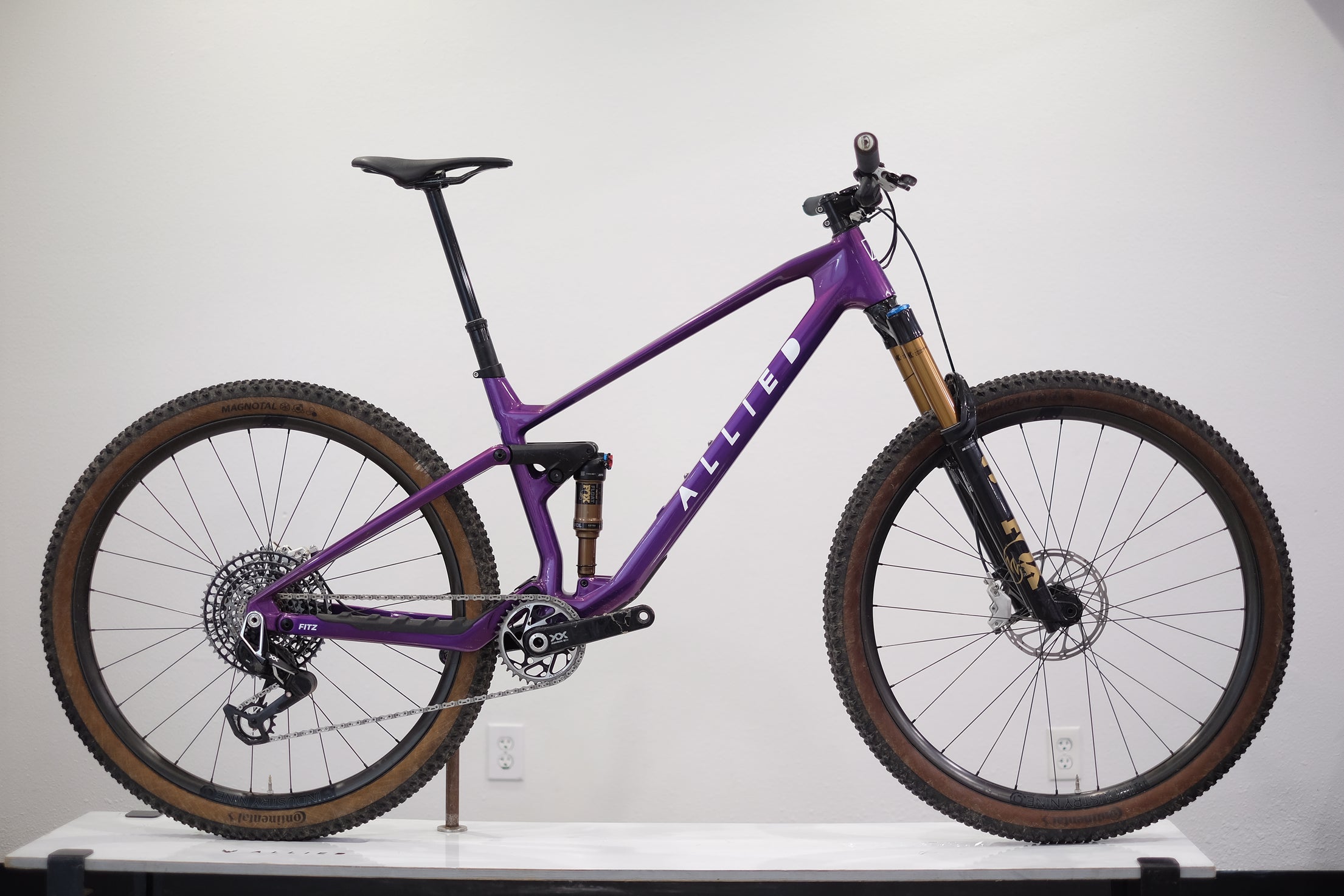 FITZXX SL - Purple Velvet