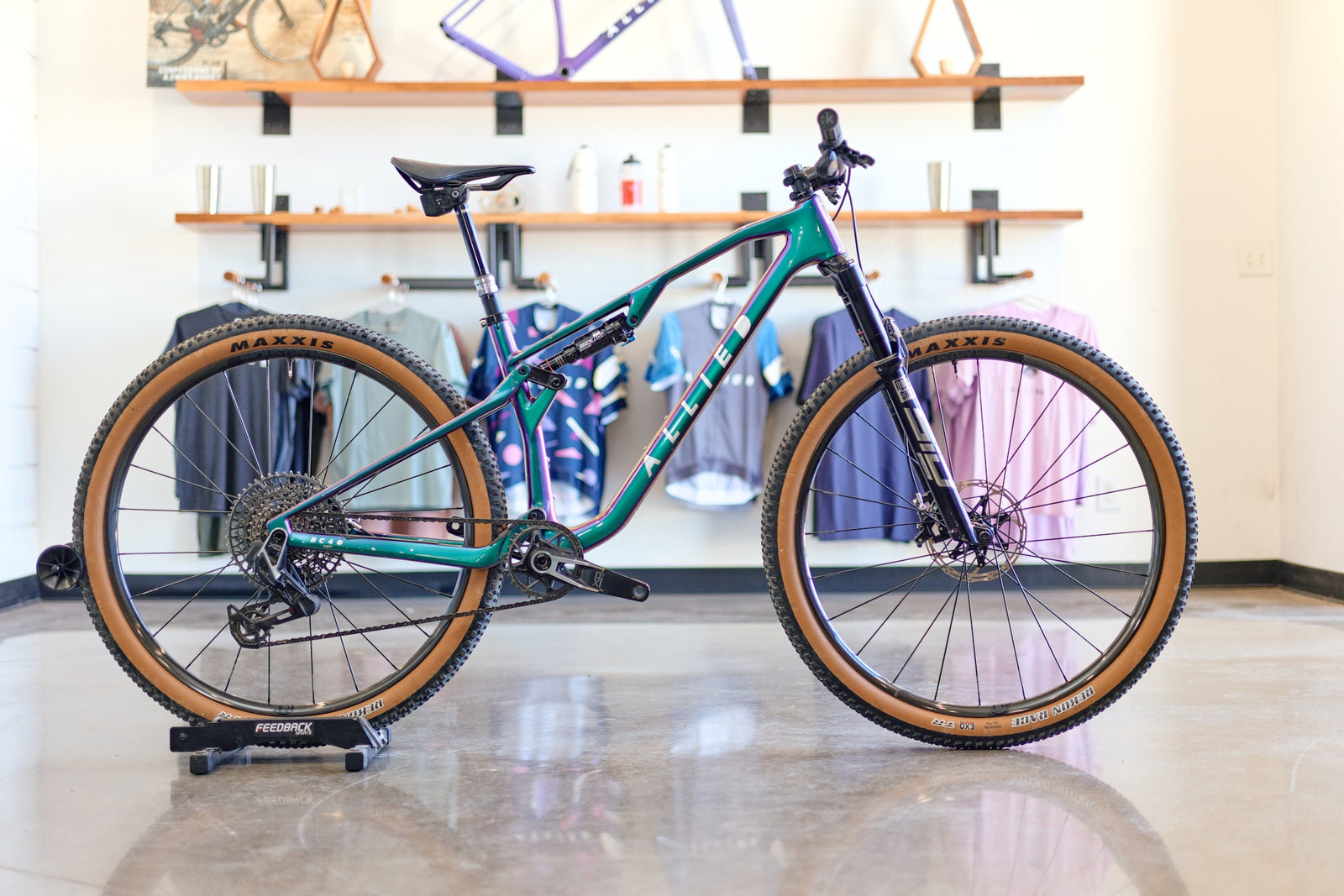 BC40 SRAM XO Eagle - Harlequin Purple to Green