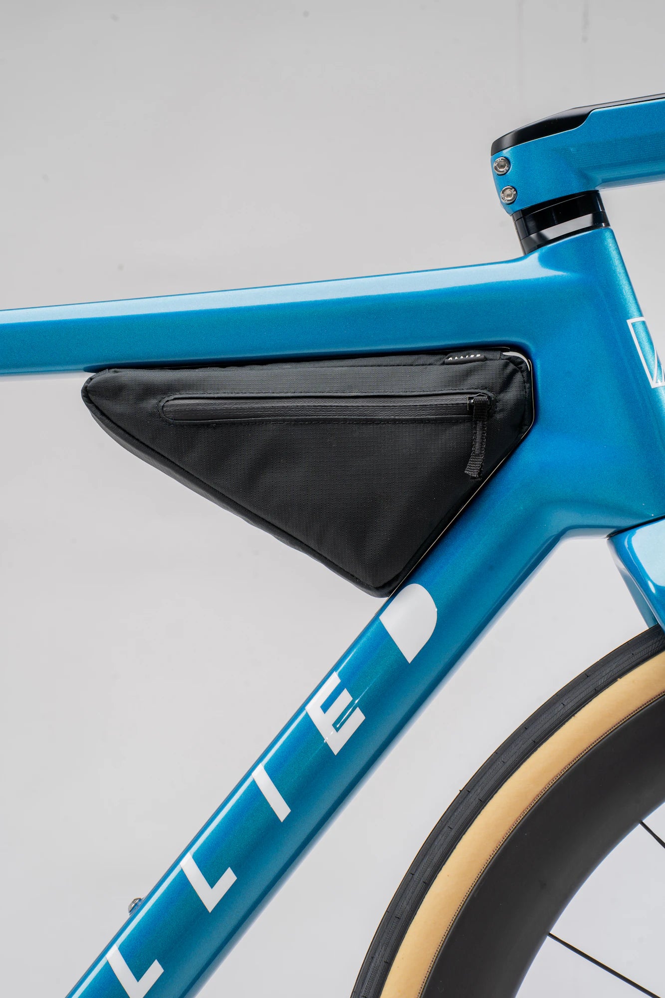 ALLIED ECHO Frame Bag