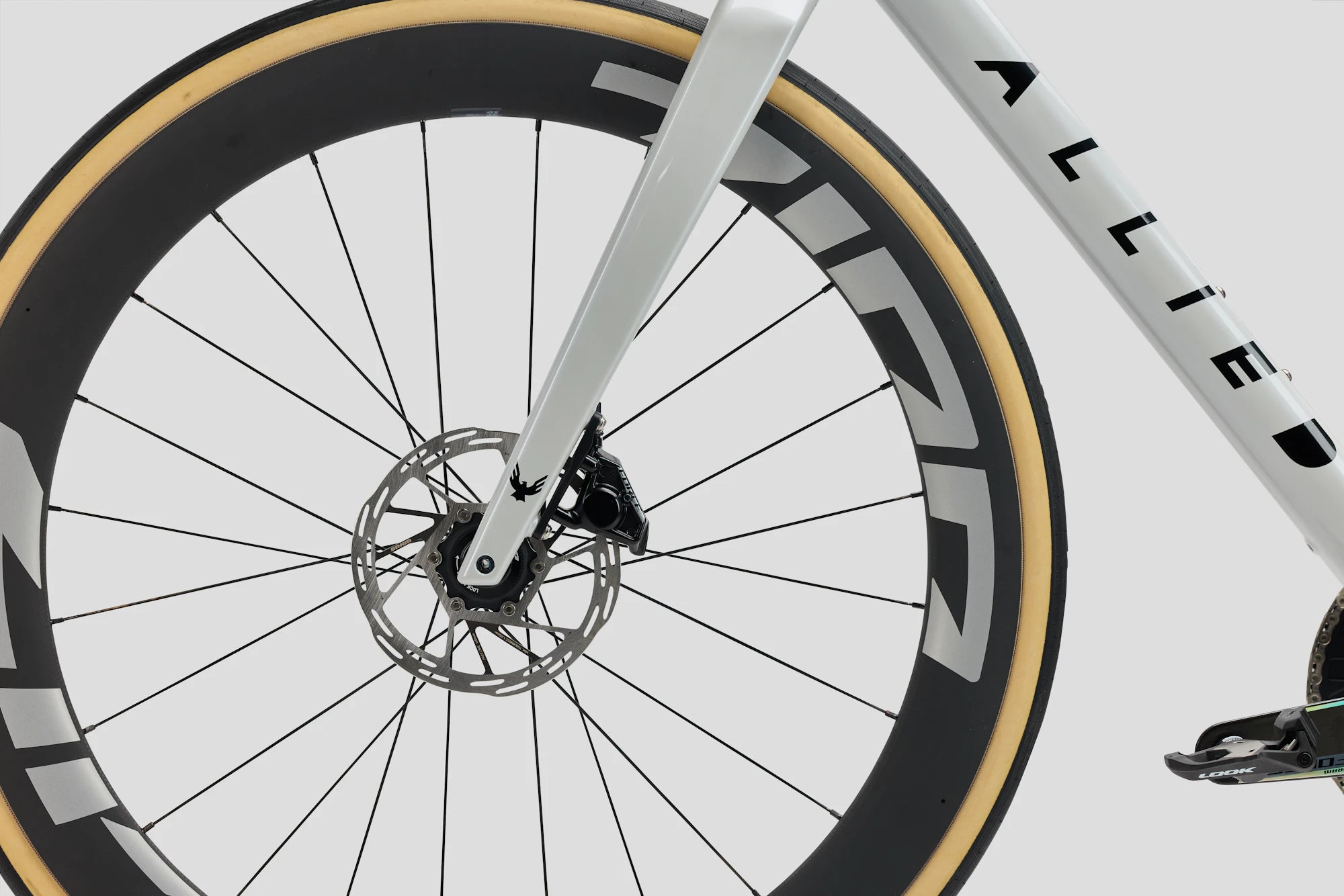 ECHO SRAM Force XPLR AXS Bike